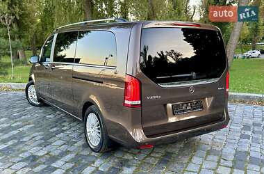 Минивэн Mercedes-Benz V-Class 2016 в 