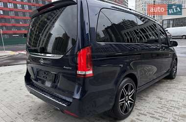 Минивэн Mercedes-Benz V-Class 2018 в 