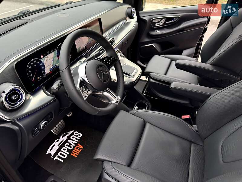 Минивэн Mercedes-Benz V-Class 2025 в Киеве