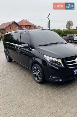 Минивэн Mercedes-Benz V-Class 2018 в 
