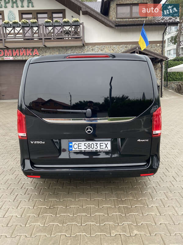 Мінівен Mercedes-Benz V-Class 2018 в Києві фото 4 Мінівен Mercedes-Benz V-Class 2018 в Києві