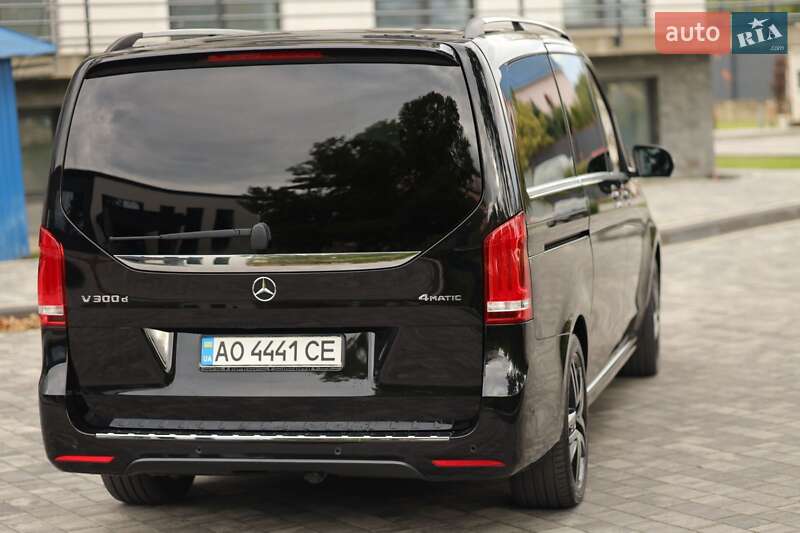 Минивэн Mercedes-Benz V-Class 2020 в Ужгороде