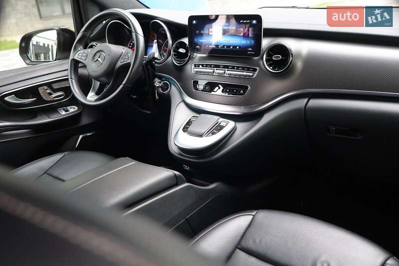 Минивэн Mercedes-Benz V-Class 2020 в Ужгороде