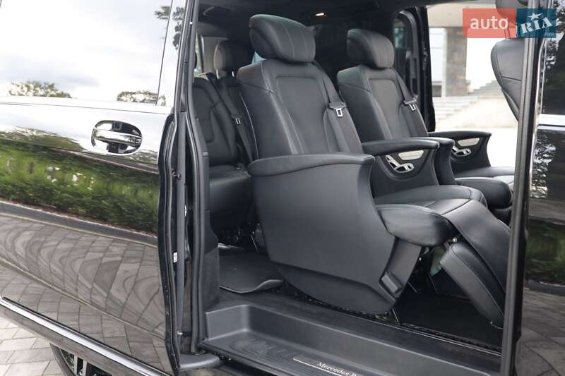 Минивэн Mercedes-Benz V-Class 2020 в Ужгороде