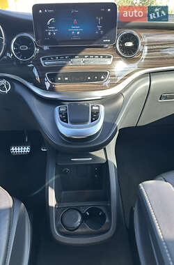 Минивэн Mercedes-Benz V-Class 2020 в 