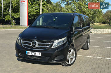 Минивэн Mercedes-Benz V-Class 2015 в  фото 2 Минивэн Mercedes-Benz V-Class 2015 в