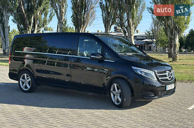 Минивэн Mercedes-Benz V-Class 2015 в  фото 7 Минивэн Mercedes-Benz V-Class 2015 в