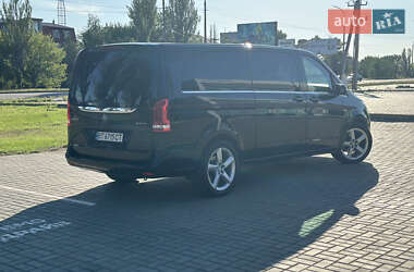 Минивэн Mercedes-Benz V-Class 2015 в  фото 12 Минивэн Mercedes-Benz V-Class 2015 в