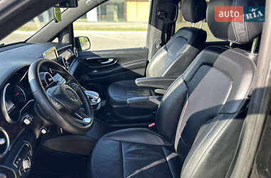 Минивэн Mercedes-Benz V-Class 2015 в  фото 27 Минивэн Mercedes-Benz V-Class 2015 в