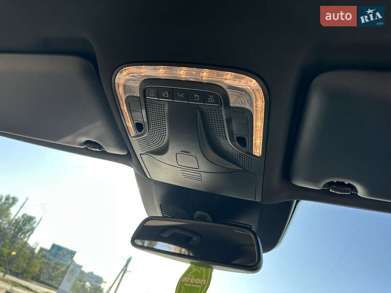 Мінівен Mercedes-Benz V-Class 2015 в Херсоні фото 56 Мінівен Mercedes-Benz V-Class 2015 в Херсоні