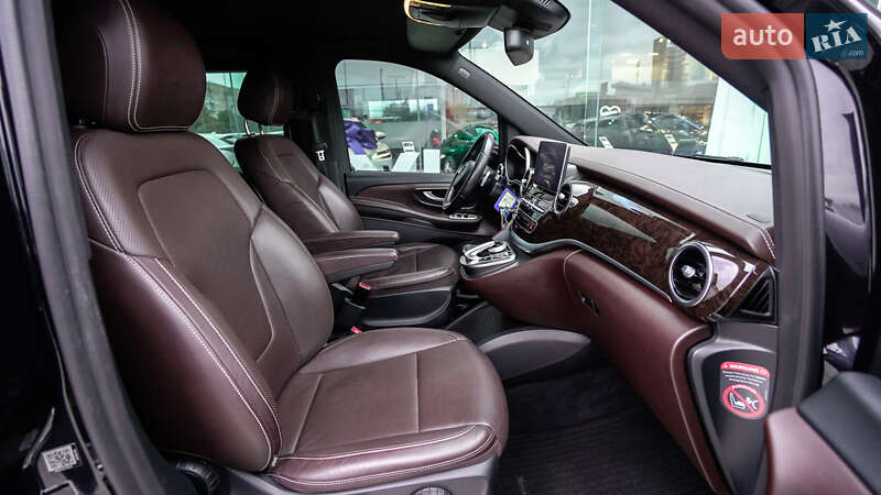 Мінівен Mercedes-Benz V-Class 2016 в Львові фото 6 Мінівен Mercedes-Benz V-Class 2016 в Львові