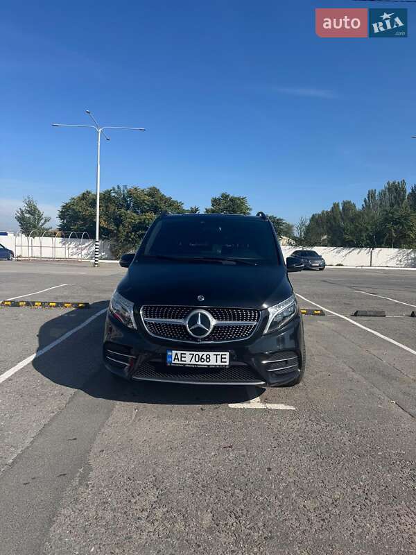 Минивэн Mercedes-Benz V-Class 2020 в Днепре