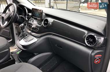 Минивэн Mercedes-Benz V-Class 2021 в 