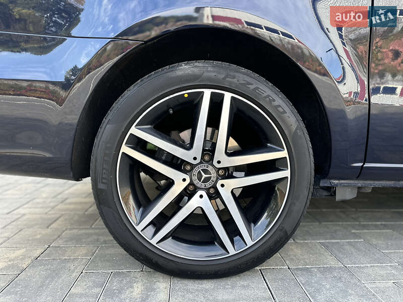 Минивэн Mercedes-Benz V-Class 2018 в Луцке