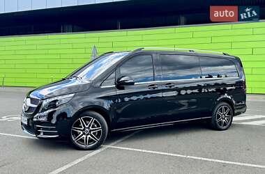 Минивэн Mercedes-Benz V-Class 2023 в 