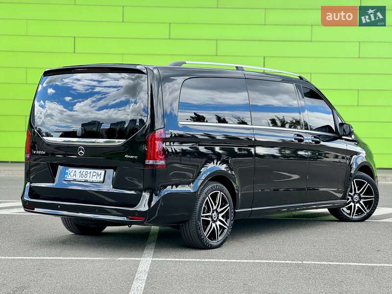 Мінівен Mercedes-Benz V-Class 2023 в Києві