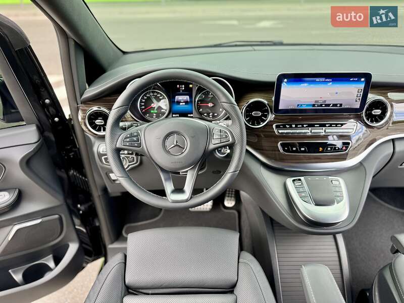 Мінівен Mercedes-Benz V-Class 2023 в Києві
