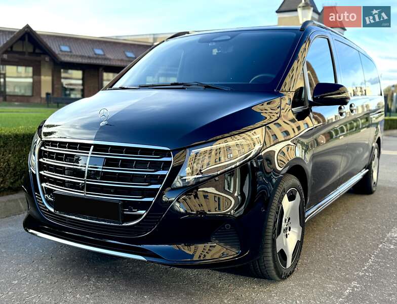 Минивэн Mercedes-Benz V-Class 2025 в Киеве