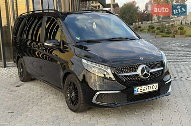 Минивэн Mercedes-Benz V-Class 2014 в 