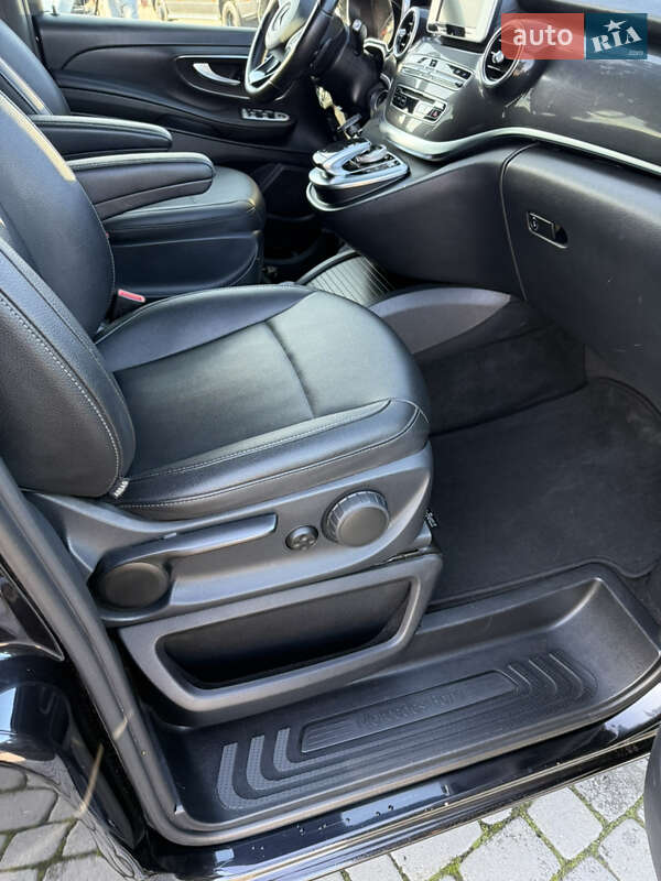 Минивэн Mercedes-Benz V-Class 2014 в Черновцах фото 19 Минивэн Mercedes-Benz V-Class 2014 в Черновцах