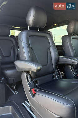 Минивэн Mercedes-Benz V-Class 2014 в 