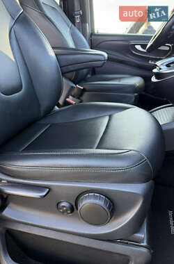 Минивэн Mercedes-Benz V-Class 2014 в 