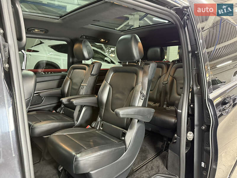 Мінівен Mercedes-Benz V-Class 2017 в Одесі фото 40 Мінівен Mercedes-Benz V-Class 2017 в Одесі
