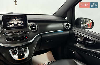 Мінівен Mercedes-Benz V-Class 2017 в  фото 46 Мінівен Mercedes-Benz V-Class 2017 в