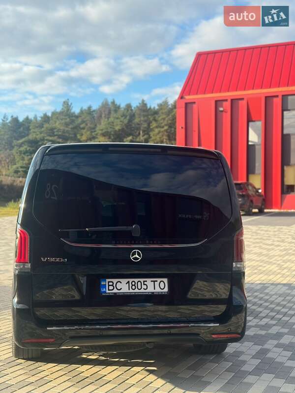 Минивэн Mercedes-Benz V-Class 2025 в Львове