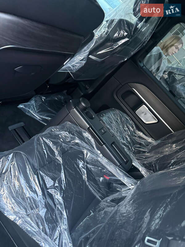 Минивэн Mercedes-Benz V-Class 2025 в Львове