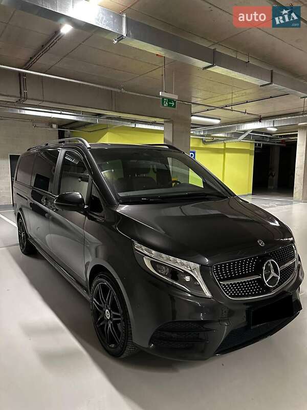 Мінівен Mercedes-Benz V-Class 2021 в Києві