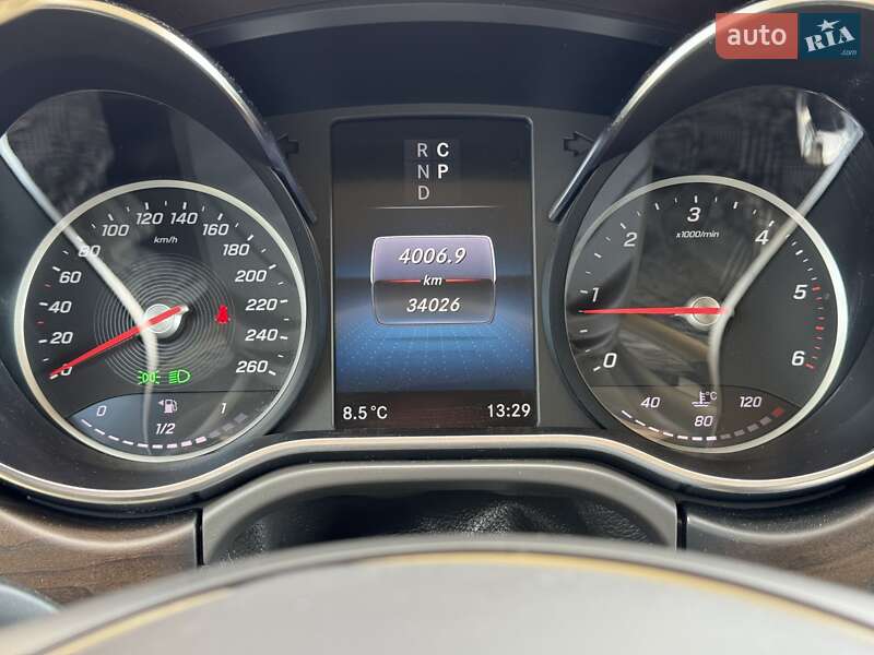 Мінівен Mercedes-Benz V-Class 2023 в Чернівцях