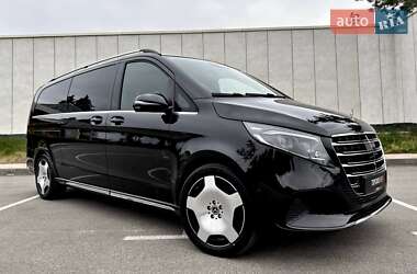 Мінівен Mercedes-Benz V-Class 2024 в  фото 21 Мінівен Mercedes-Benz V-Class 2024 в