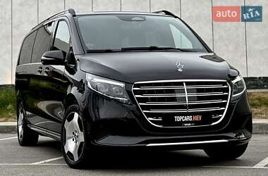 Мінівен Mercedes-Benz V-Class 2024 в  фото 26 Мінівен Mercedes-Benz V-Class 2024 в