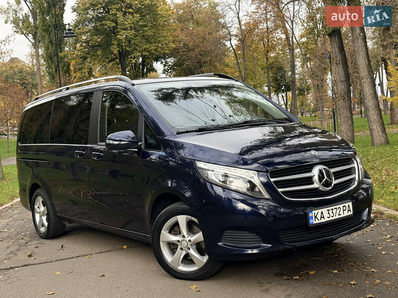 Минивэн Mercedes-Benz V-Class 2017 в Киеве
