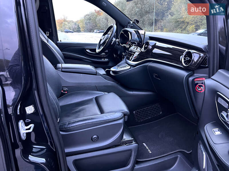 Мінівен Mercedes-Benz V-Class 2021 в Дніпрі