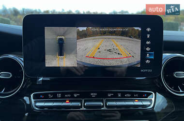 Минивэн Mercedes-Benz V-Class 2021 в  фото 27 Минивэн Mercedes-Benz V-Class 2021 в