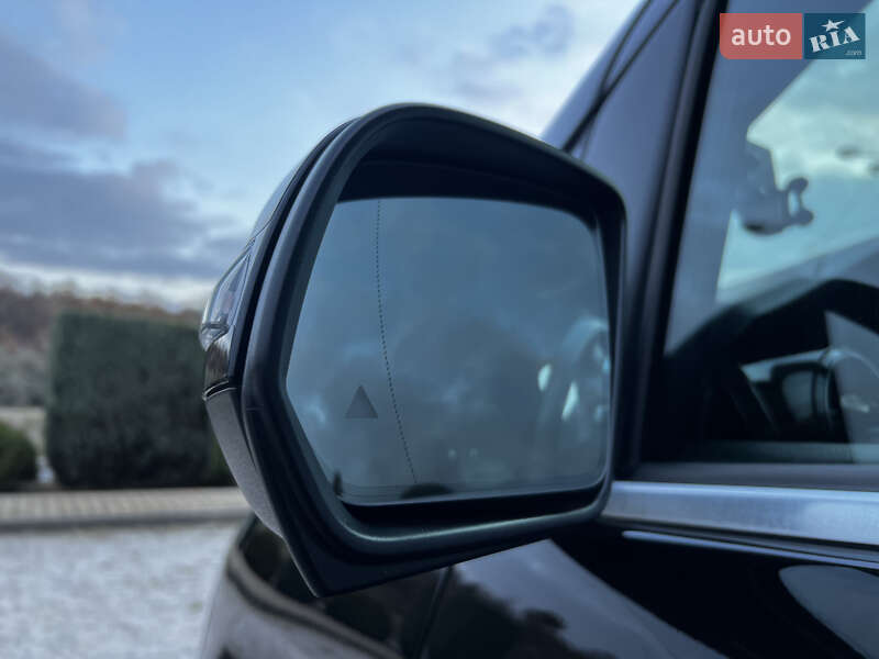 Мінівен Mercedes-Benz V-Class 2021 в Дніпрі