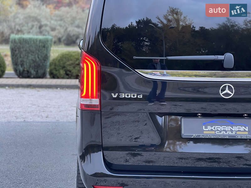 Мінівен Mercedes-Benz V-Class 2021 в Дніпрі