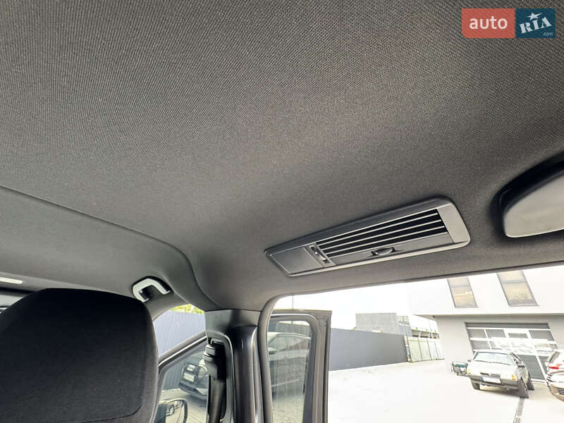 Мінівен Mercedes-Benz V-Class 2016 в Мукачевому фото 43 Мінівен Mercedes-Benz V-Class 2016 в Мукачевому