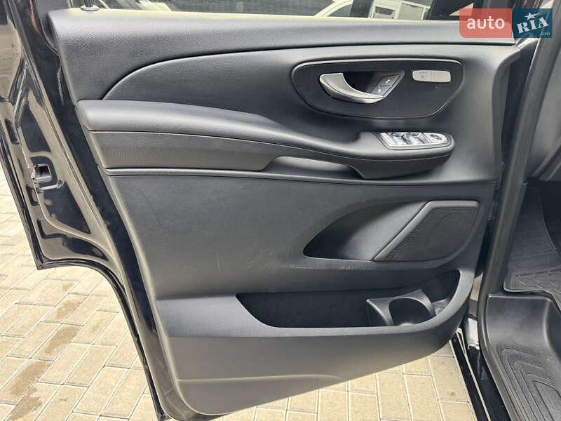 Мінівен Mercedes-Benz V-Class 2016 в Мукачевому фото 40 Мінівен Mercedes-Benz V-Class 2016 в Мукачевому