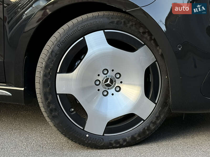 Минивэн Mercedes-Benz V-Class 2025 в Киеве фото 33 Минивэн Mercedes-Benz V-Class 2025 в Киеве
