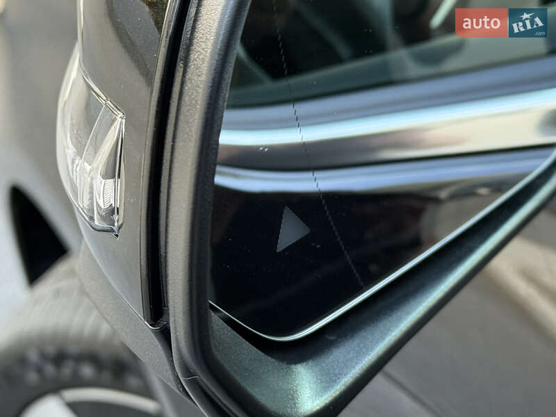 Минивэн Mercedes-Benz V-Class 2025 в Киеве фото 38 Минивэн Mercedes-Benz V-Class 2025 в Киеве