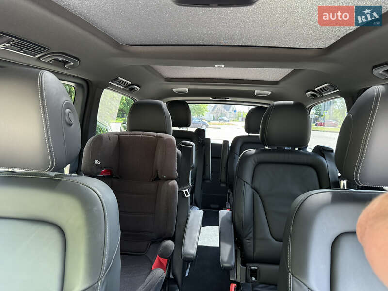 Минивэн Mercedes-Benz V-Class 2021 в Бродах