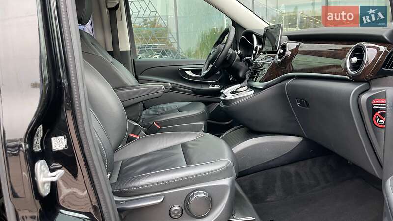 Минивэн Mercedes-Benz V-Class 2018 в Киеве фото 6 Минивэн Mercedes-Benz V-Class 2018 в Киеве