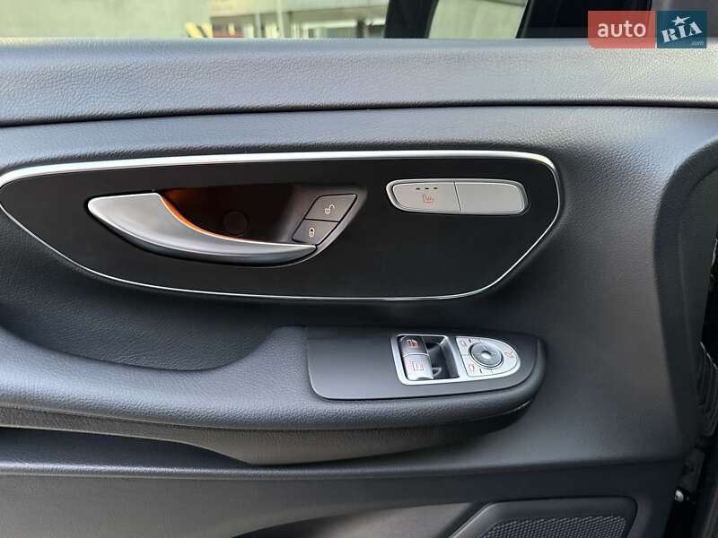 Минивэн Mercedes-Benz V-Class 2021 в Киеве