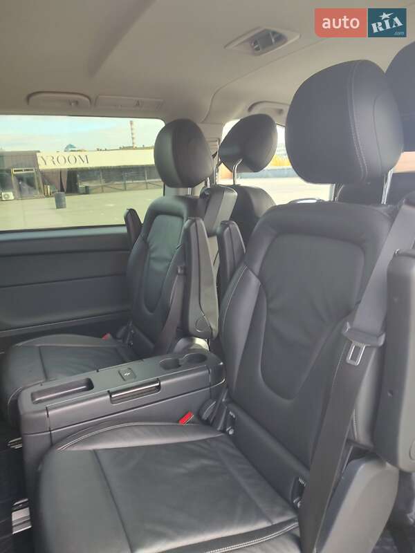 Минивэн Mercedes-Benz V-Class 2018 в Киеве фото 11 Минивэн Mercedes-Benz V-Class 2018 в Киеве