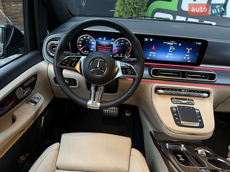 Минивэн Mercedes-Benz V-Class 2025 в Киеве