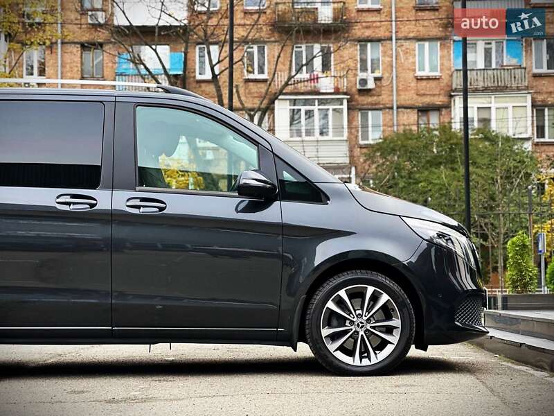 Мінівен Mercedes-Benz V-Class 2019 в Києві фото 9 Мінівен Mercedes-Benz V-Class 2019 в Києві