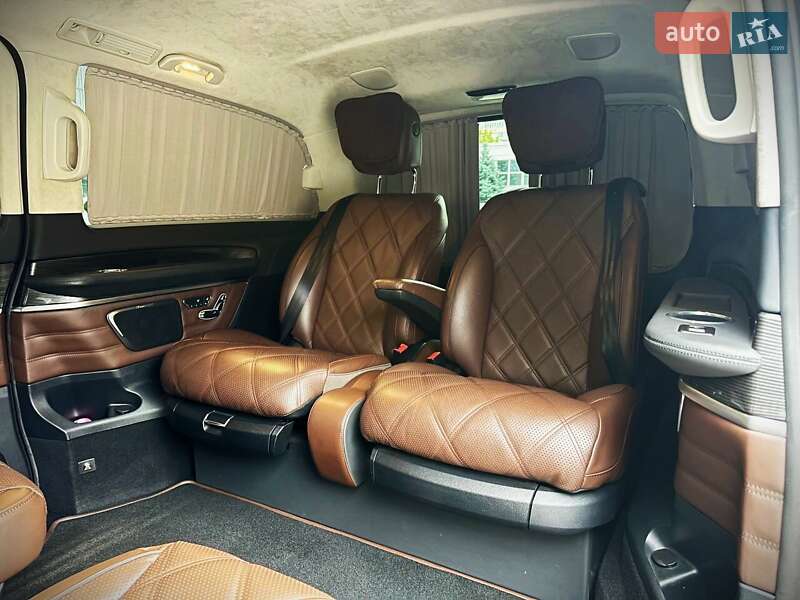 Мінівен Mercedes-Benz V-Class 2019 в Києві фото 46 Мінівен Mercedes-Benz V-Class 2019 в Києві